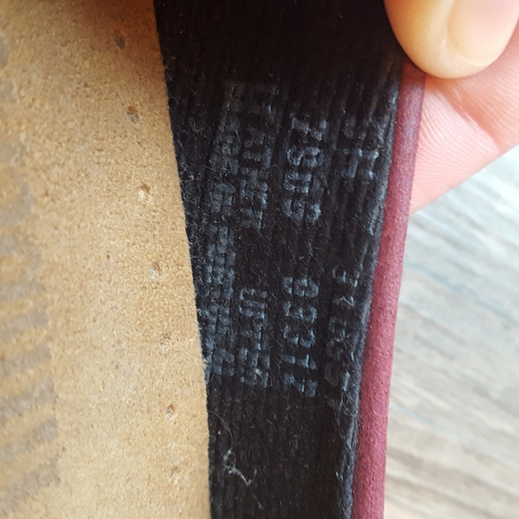 Timberland burgundy slip on loafers - Picture 6 of 8